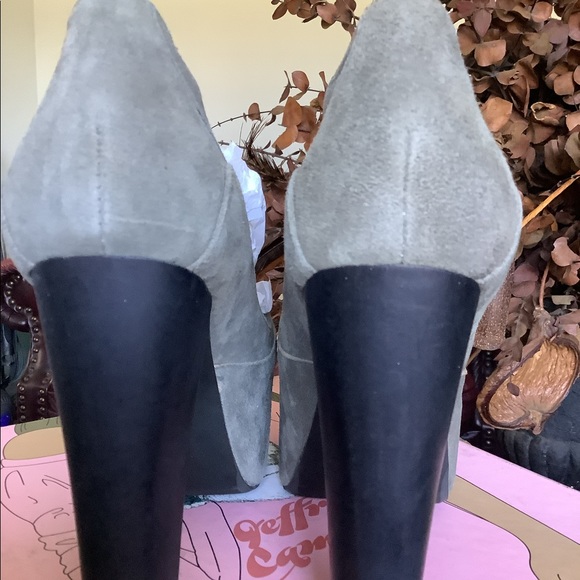 Nwob Jeffrey Campbell foxy platinum grey suede open toe heels size 9 - Picture 2 of 5